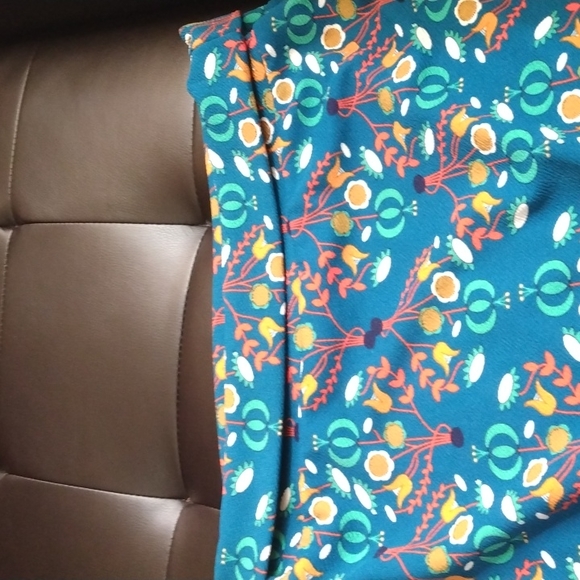 LuLaRoe fold over top skirt - Picture 5 of 7